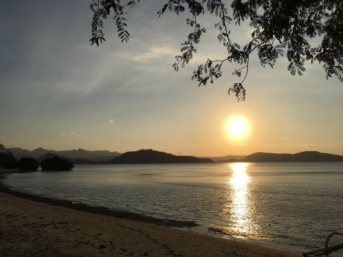 The Papalagi Resort Gili Gede Exterior photo