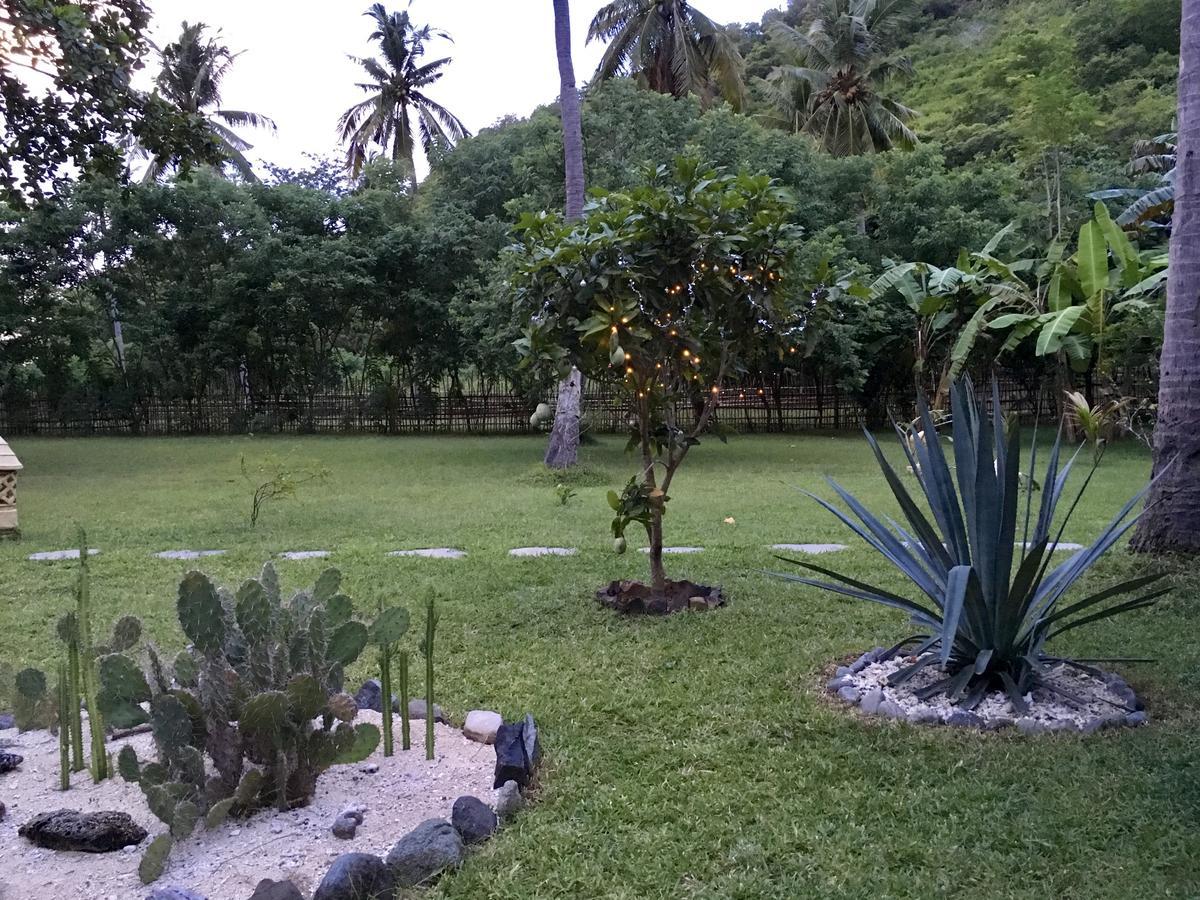 The Papalagi Resort Gili Gede Exterior photo