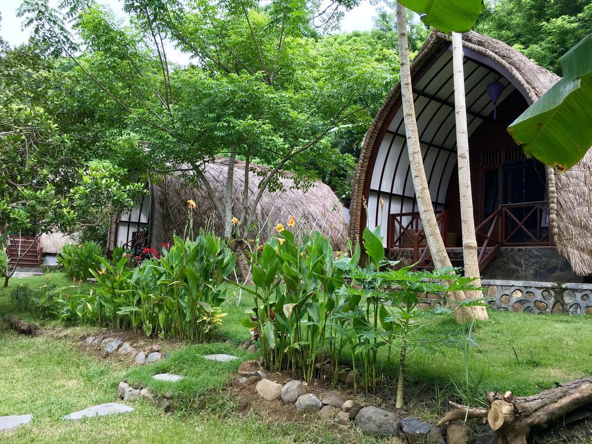The Papalagi Resort Gili Gede Exterior photo